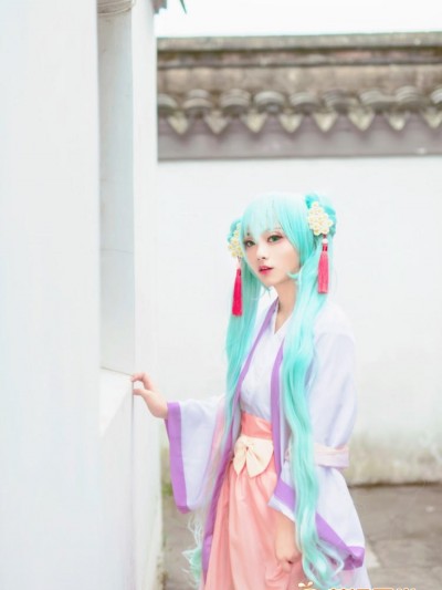 《VOCALOID》初音未来中秋明月C O S P L A Y