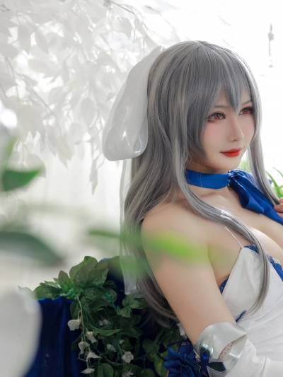 兔胖胖cosplay Saint Louis – Azur Lane