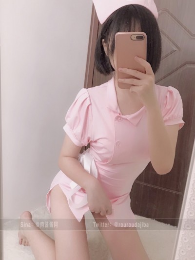 一只肉酱阿-小护士