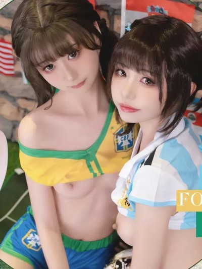 Nekokoyoshi (爆机少女喵小吉) and 金鱼kinngyo – World Cup “86 photos”