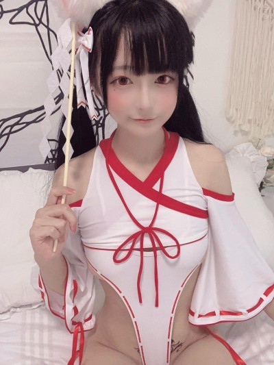 佳佳好难啊《巫女》