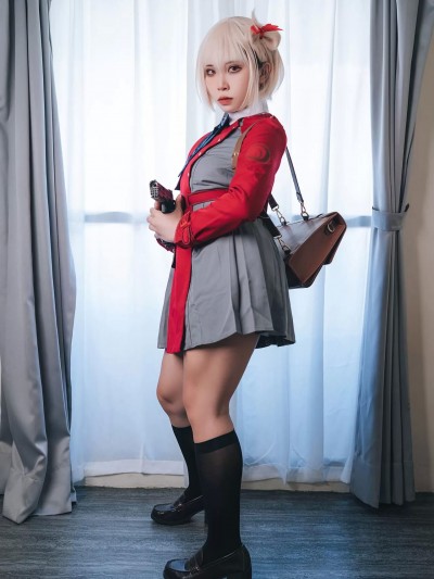 Tokar - Nishikigi Chisato