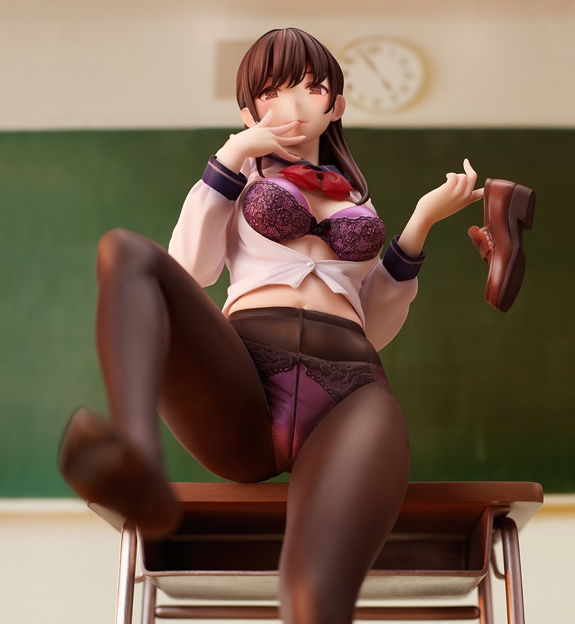 我看你是很欠踩哦！絲襪推廣大師「よむ」最新力作！JK『村崎文奈』將用居高臨下的姿態讓你大聲求饒！R18可脫模型開始預購～